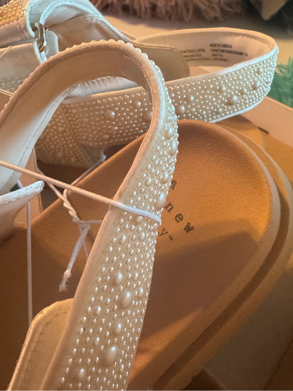 Pearl-Embellished Platform Sandals Ivory Wedding Vacation Special Occasion NEW - Picture 4 of 8